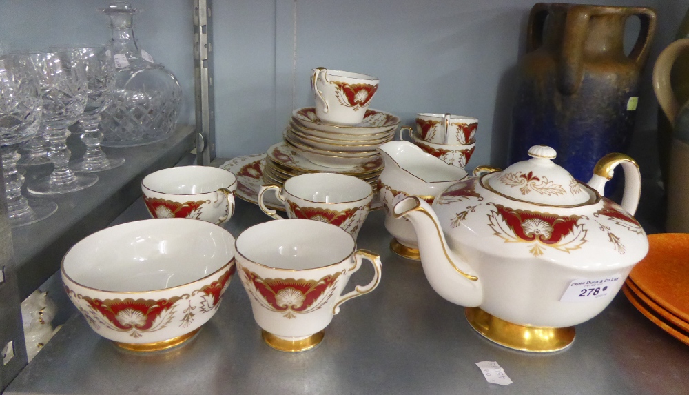 PARAGON CHINA TEA SERVICE FOR SIX PERSONS, 'FLORENCE' PATTERN