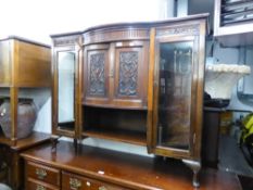 A LOW DISPLAY CABINET WITH TWO BOWED DOORS, FLANKED BY TWO GLASS DOORS (lacks top)