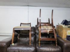 A SET OF THREE LATE GEORGIAN MAHOGANY SINGLE/DINING CHAIRS HAVING DROP-IN SEATS