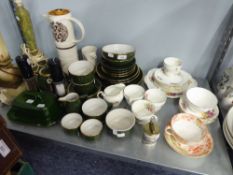 QUANTITY OF DOMESTIC CHINA TO INCLUDE; 20 ITEMS OF PORTMERION POTTERY, 'APILCO' GREEN AND GILT