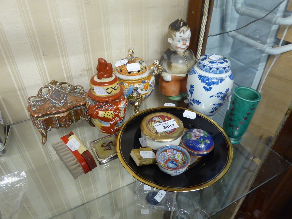 DUTCH DELFT BLUE AND WHITE GINGER JAR AND COVER, HAND PAINTED WITH FLOWERS, 5" high, A CONTINENTAL