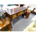 A REPRODUCTION MAHOGANY HALL TABLE, OF SOLID TOP TOP OVER ONE LONG AND TWO SHORT DRAWERS, SHAPED
