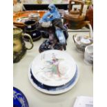 GROUP OF PORCELAIN ITEMS TO INCLUDE 'ROYAL WINGS' TEA SET FOR TWO, IN BLUE AND GILT GLAZE; TWO