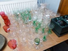 A QUANTITY OF GLASSWARE'S TO INCLUDE; A PAIR OF ETCHED BRANDY BALLOONS 'R.A.F.A.' TUMBLERS, TANKARD,