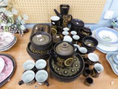 AN APPROX 68 PIECE MODERN DENBY OVEN TO TABLE WARE DINNER, TEA AND COFFEE SERVICE