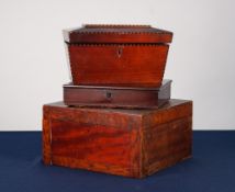 GEORGIAN INLAID MAHOGANY SMALL JEWELLERY OR WORK BOX, of oblong form, the hinged cover inlaid with