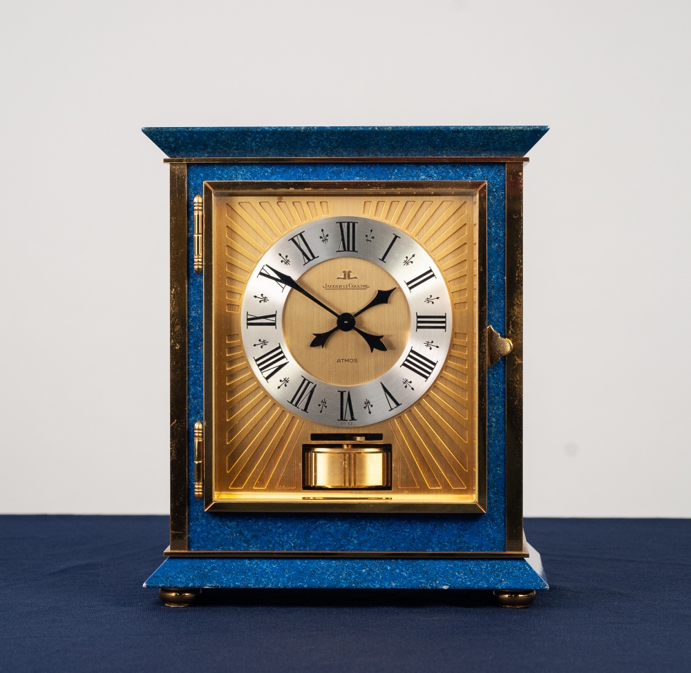 UNUSUAL GILDED BRASS AND LAPIS LAZULI CASED JAEGER LE-COULTRE ATMOS CLOCK with silvered Roman - Image 3 of 3