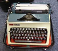 A MANUAL PORTABLE TYPEWRITER