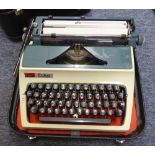 A MANUAL PORTABLE TYPEWRITER