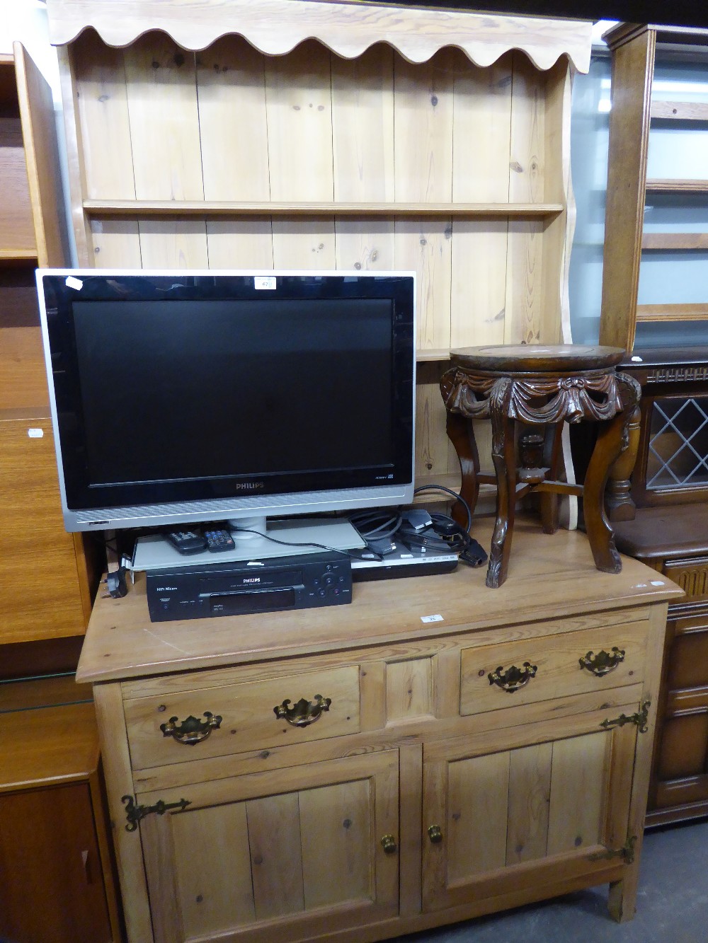 A MODERN PINE WELSH DRESSER WITH RAISED PLATE RACK, 3'9" WIDE