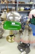 GROUP OF TABLE LAMPS TO INCLUDE; STYLISH LILY PAD WITH GLASS FLORAL SHADES, GILT DESK WITH GREEN