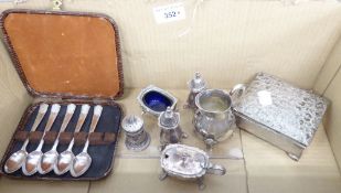 GROUP OF EPNS ITEMS TO INCLUDE BOXED SET OF FIVE COFFEE SPOONS, CREAM JUG, CONDIMENT SET ETC