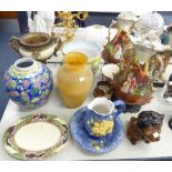 GROUP OF MID 20TH CENTURY AND LATER PORCELAIN ITEMS TO INCLUDE; PAIR OF CAPODIMONTE STYLE VASES,
