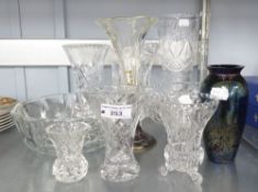 QUANTITY OF GLASSWARES TO INCLUDE; VASES, BOWLS, TRUMPET VASE IN ELECTROPLATE CIRCULAR BASE, ROYAL