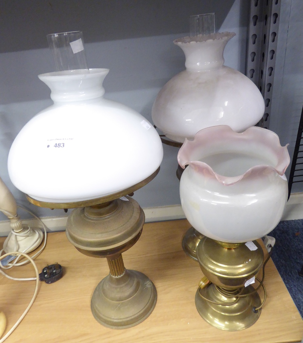 GROUP OF TABLE LAMPS TO INCLUDE; A PAIR OF RECONSTITUTED MARBLE YELLOW EXAMPLES AND THREE OTHERS,