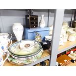 QUANTITY OF POTTERY AND PORCELAIN ITEMS VARIOUS TO INCLUDE; WEDGWOOD GLOBE VASE, CLOCK, BLUE TIT