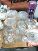 QUANTITY OF MISCELLANEOUS GLASS WARES, MOSTLY MOULDED