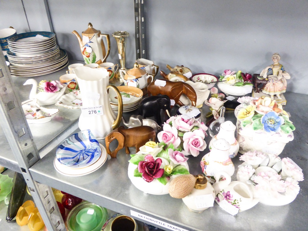 A GROUP OF MISC CERAMICS TO INCLUDE; TABLE POSIES, SALT AND PEPPER SETS, A JAPAN EGGSHELL COFFEE