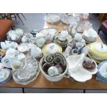 ROYAL OSBORNE CHINA AND ROSLYN CHINA FLORAL TEA WARES AND MISC DOMESTIC CERAMICS