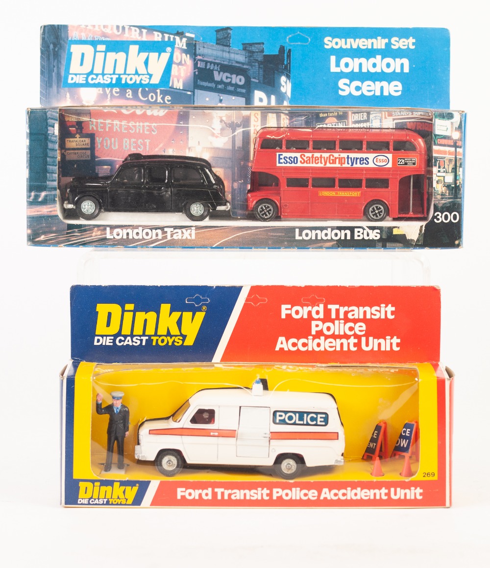DINKY-DIE CAST TOYS VIRTUALLY MINT AND BOXED SOUVENIR SET 'LONDON SCENE' No. 300, box with minor