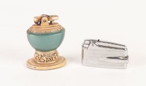 RONSON 'LEONA' OVAL PEDESTAL FORM TABLE LIGHTER, gilt with green enamel body, 2 3/4" (7cm) high