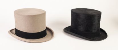 MOSS BROS. MID TWENTIETH CENTURY GREY AND BLACK FELT FABRIC TOP HAT, silk and leather lined in