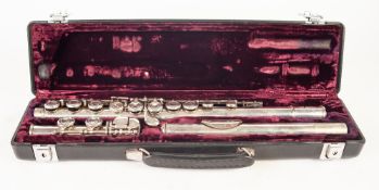 BUFFET - COOPER SCALE E THREE PART ELECTROPLATED FLUTE, impressed Made in England 633155, having a