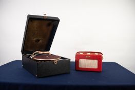 1930s/40s COLUMBIA PORTABLE WIND-UP GRAMOPHONE, also a 1950s ROBERTS TRANSISTOR RADIO model R200 (