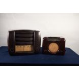 1940s GEC SIMULATED WOOD GRAIN BAKELITE RADIO and a smaller 1940s BUSH SIMULATED WOOD GRAIN BAKELITE