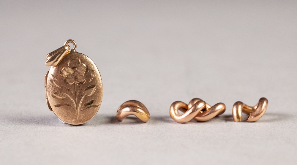 9ct GOLD SMALL OVAL LOCKET PENDANT, engraved with a flower, 2.8gms and four 9ct gold hollow curb