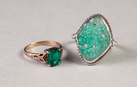 9ct GOLD RING, with an emerald cut green stone in a four claw setting, ring size 'J/K' and a CRAFT