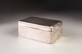 GEORGE V ENGINE TURNED SILVER CLAD TABLE CIGARETTE BOX, of typical form with hardwood lined