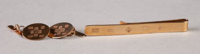 MODERN 9ct GOLD PLAIN OBLONG TIE CLIP AND PAIR OF MATCHING OVAL CUFF LINKS, stamped to the front