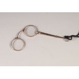 9ct GOLD LORGNETTE, the handle with ring top, 5 1/2" long, 34gms gross (marked 375)