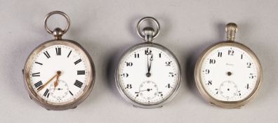 AN EDWARDIAN SILVER OPEN FACED POCKET WATCH, with keywind movement, white porcelain Roman dial