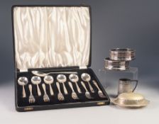 THIRTEEN PIECE CASED SET OF ELECTROPLATED DESSERT CUTLERY FOR SIX PERSONS, AND THE MATCHING