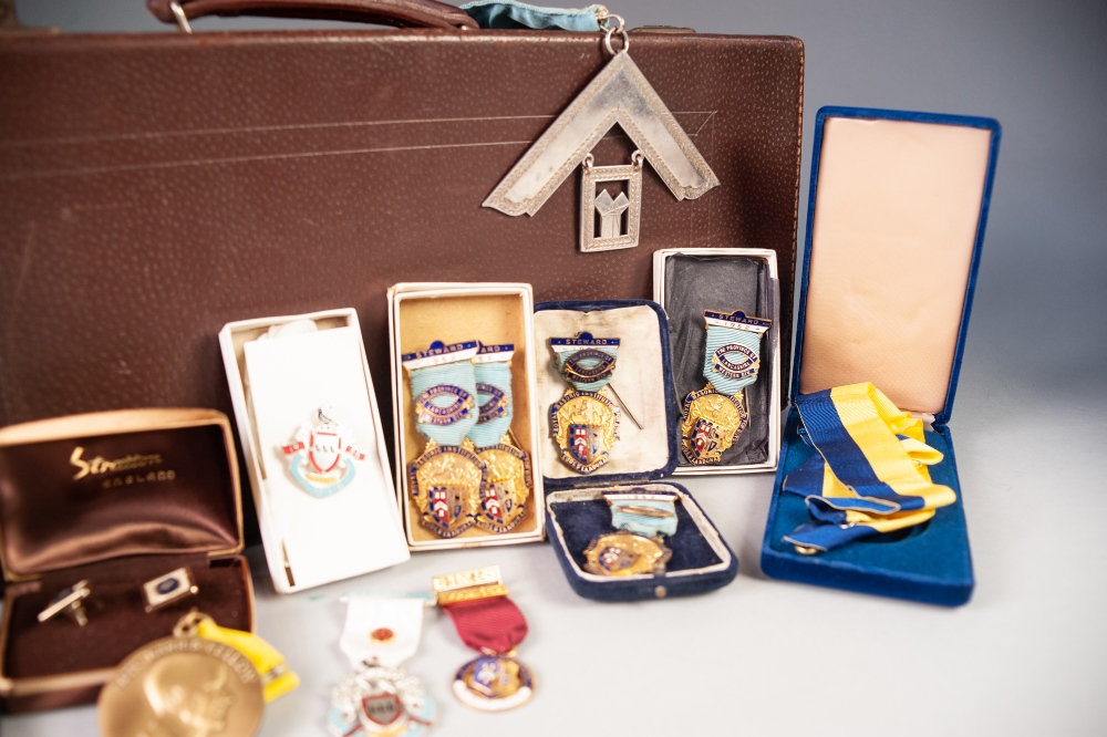 NINE MASONIC GILT METAL AND ENAMEL MEDALLIONS, some in original boxes and a SELECTION MASONIC - Image 3 of 4