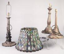 THREE TIFFANY STYLE MOULDED METAL ELECTRIC TABLE LAMPS, ONE WITH COLOURED GLASS SHADE, (3)