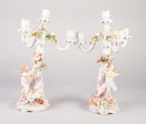 A PAIR OF LATE NINETEENTH/EARLY TWENTIETH CENTURY GERMAN SITZENDORF PORCELAIN TRIPLE BRANCH FOUR