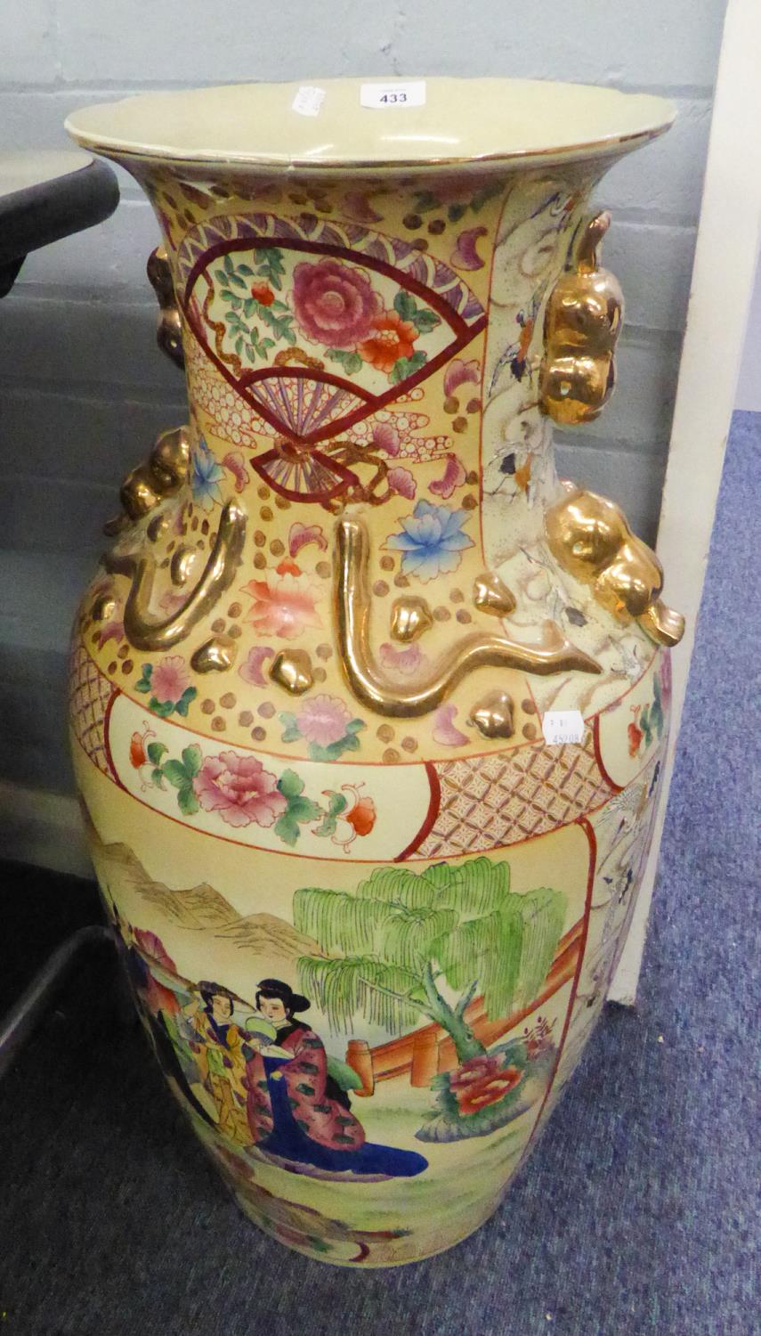 MODERN CHINESE LARGE FLOOR VASE. OF BOTTLE SHAPE AND FLARED RIM, PROFUSLEY DECORATED THROUGHOUT WITH