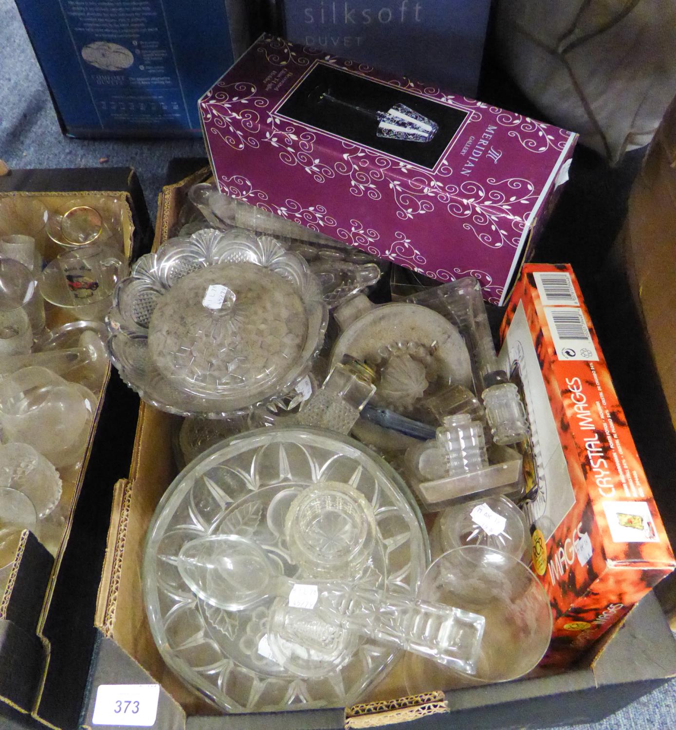 QUANTITY OF MISCELLANEOUS GLASS WARES, MOSTLY MOULDED