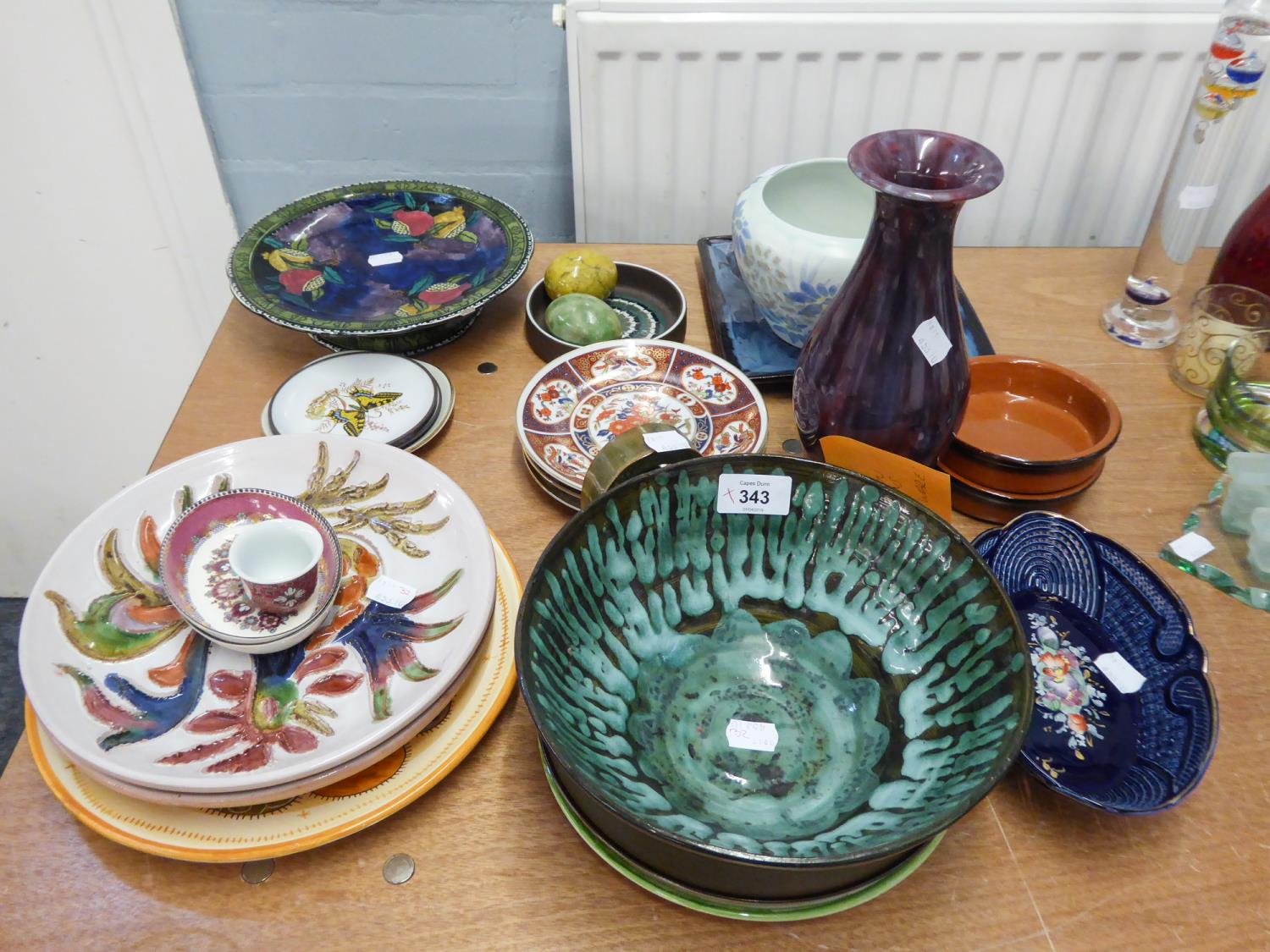 COLLECTION OF STUDIO POTTERY TO INCLUDE; A MINTON MOLLINS 'ASTRA WARE' VASE, A BWTHYN POTTERY BOWL