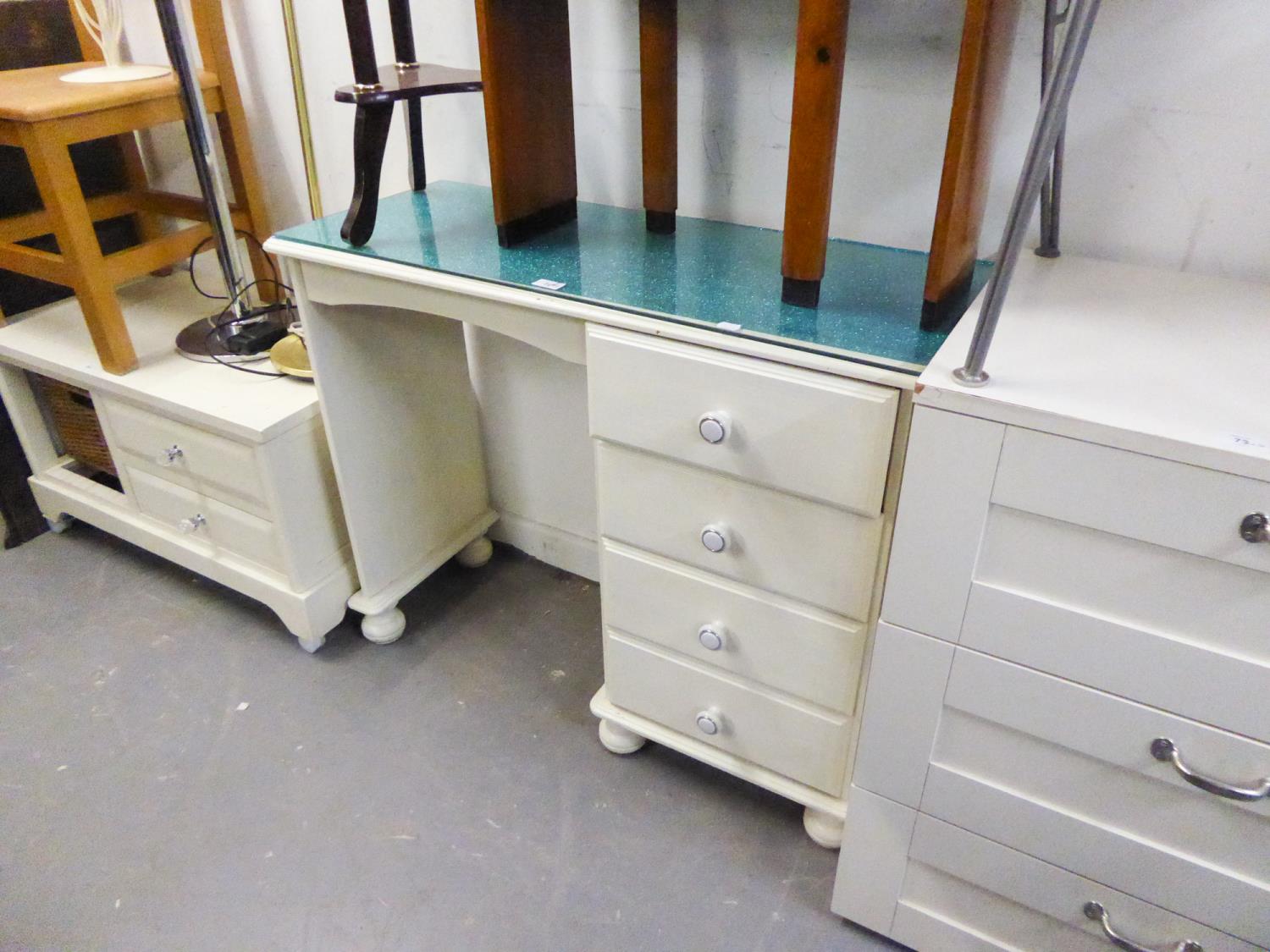 A WHITE PAINTED PINE SINGLE PEDESTAL DRESSING TABLE, WITH FOUR DRAWERS ON BUN FEET, A PAIR OF GREY