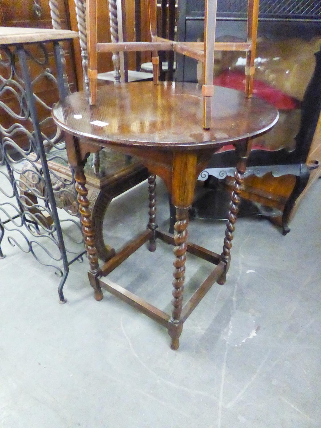 OAK OCCASIONAL TABLE, HAVING SPIRAL LEGS, CIRCULAR TOP AND THREE 2 TIER PLANT STANDS (4)