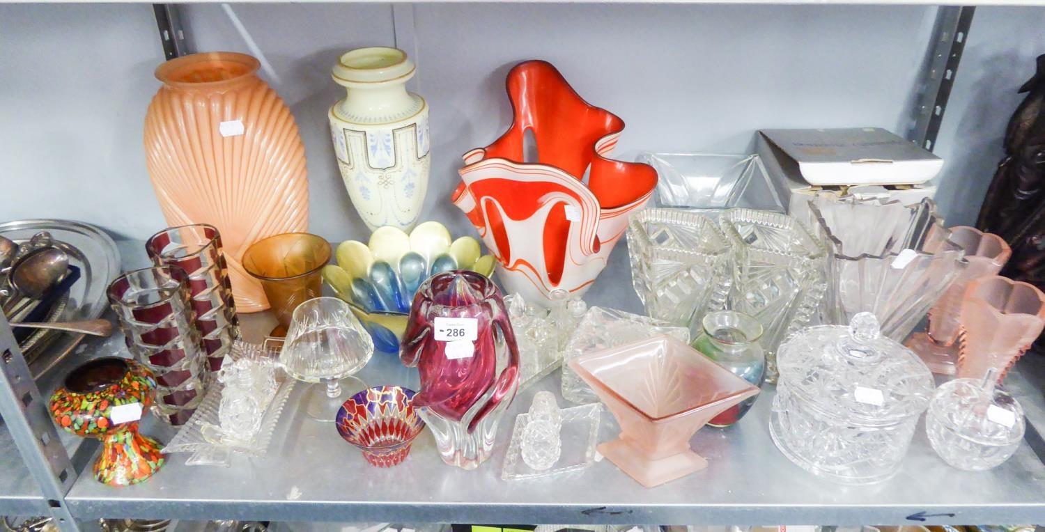 A COLLECTION OF GLASSWARES TO INCLUDE; COLOURED VASES, BOWLS, A BISCUIT BARREL AND A BOHEMIA CRYSTAL