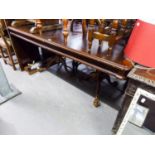 A LARGE INLAID MAHOGANY REPRODUCTION TWIN PEDESTAL DINING TABLE WITH TWO EXTRA LEAVES