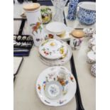 ROYAL WORCESTER OVEN TO TABLE WARES OF 6 PIECES, 'WILD HARVEST' AND 'EVESHAM' PATTERNS AND FOUR