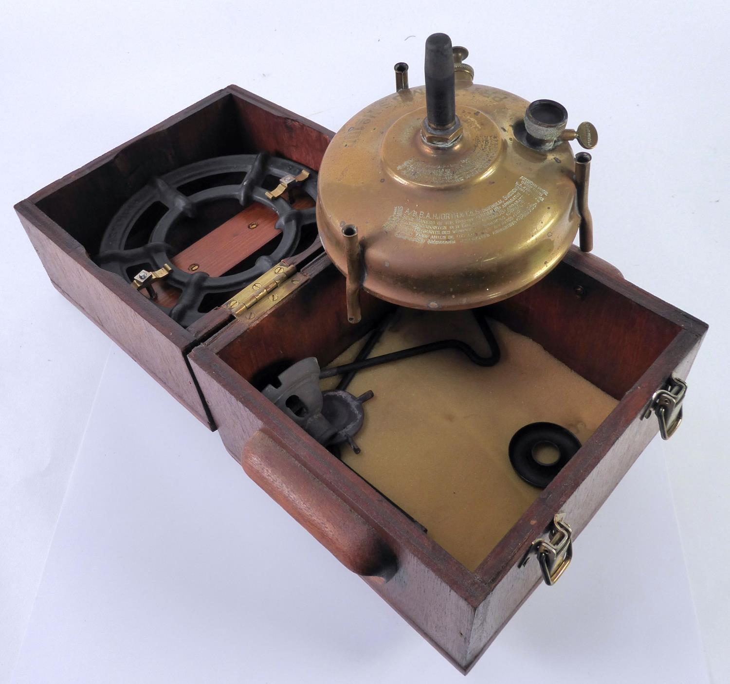 A PRI-MUS No 100 COPPER VINTAGE CAMPING STOVE No 48624, in original wooden box, makers Hjorth & Co.,