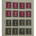 GB QEII MINT AND USED COLLECTION 1968 - 1970 NOTED MINOR VARIETIES plus the 'Stapled' version of the