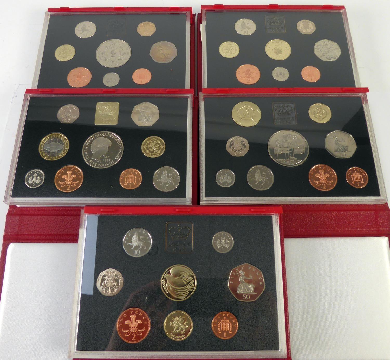 ROYAL MINT ISSUED COMMEMORATIVE COIN SETS 1990-1999, in original boxes unused (6) - Image 2 of 2